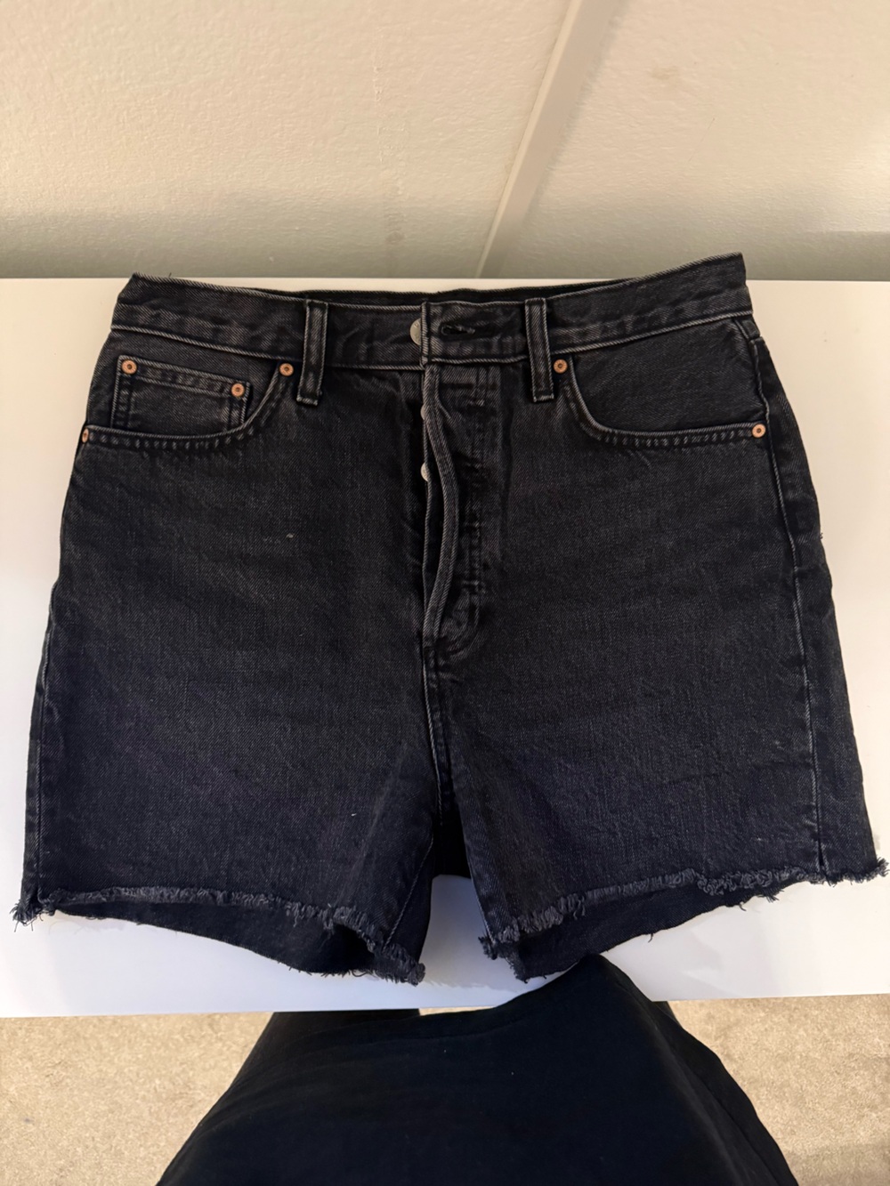 Aritzia Black Yoko Shorts